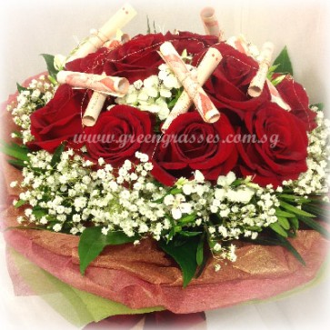 HB21033 LLGRW-12 Red Rose w/Money 10 pcs S$10 note)