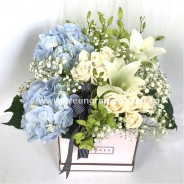 BX15062 SQHB-Assorted Flowers in Square Gift Box