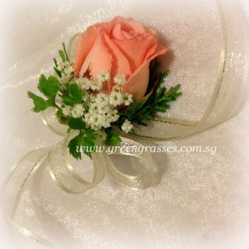 CGW01542 Wrist Corsage-1 Pk Rose