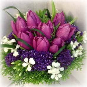 WB10058 ROM-9 Purple Tulip hand bouquet